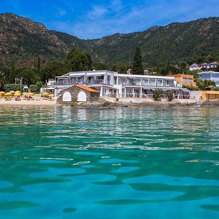 Roc Hotel - Hotel 4 Etoiles Les Pieds Dans L'Eau Le Lavandou Ngoại thất bức ảnh