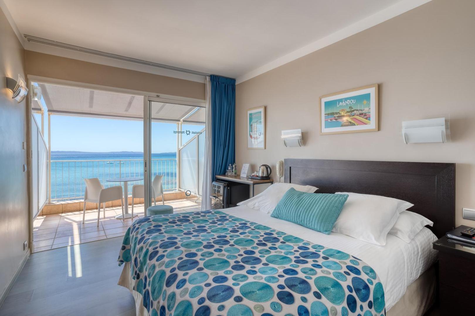 Roc Hotel - Hotel 4 Etoiles Les Pieds Dans L'Eau Le Lavandou Ngoại thất bức ảnh